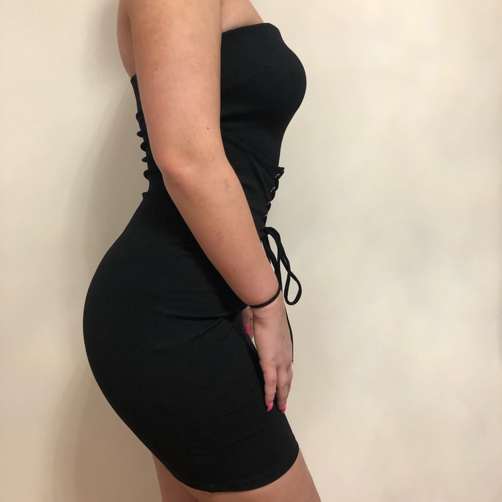 Dress - Picture 2 of 3